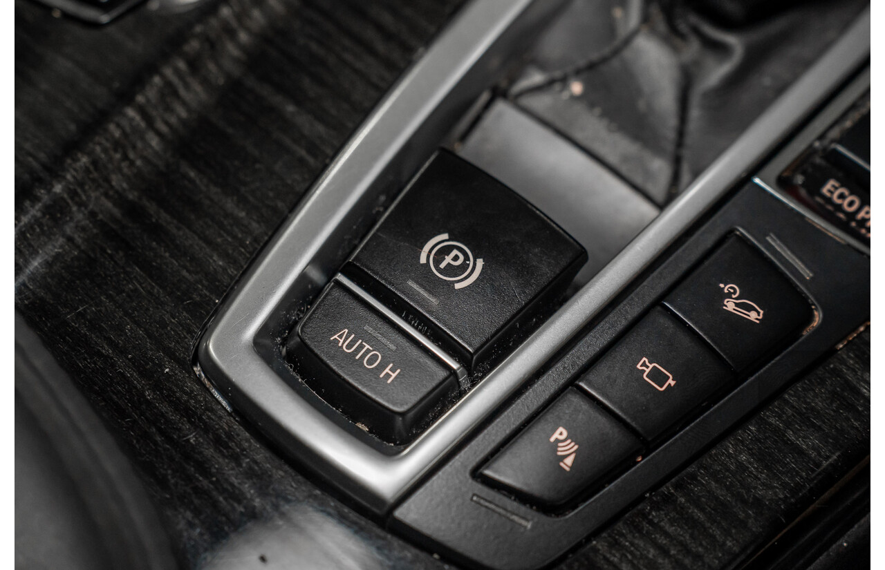 06/2016 BMW X3 xDrive30d (AWD) F25 MY17 4d Wagon Black Sapphire Metallic Turbo Diesel 3.0L