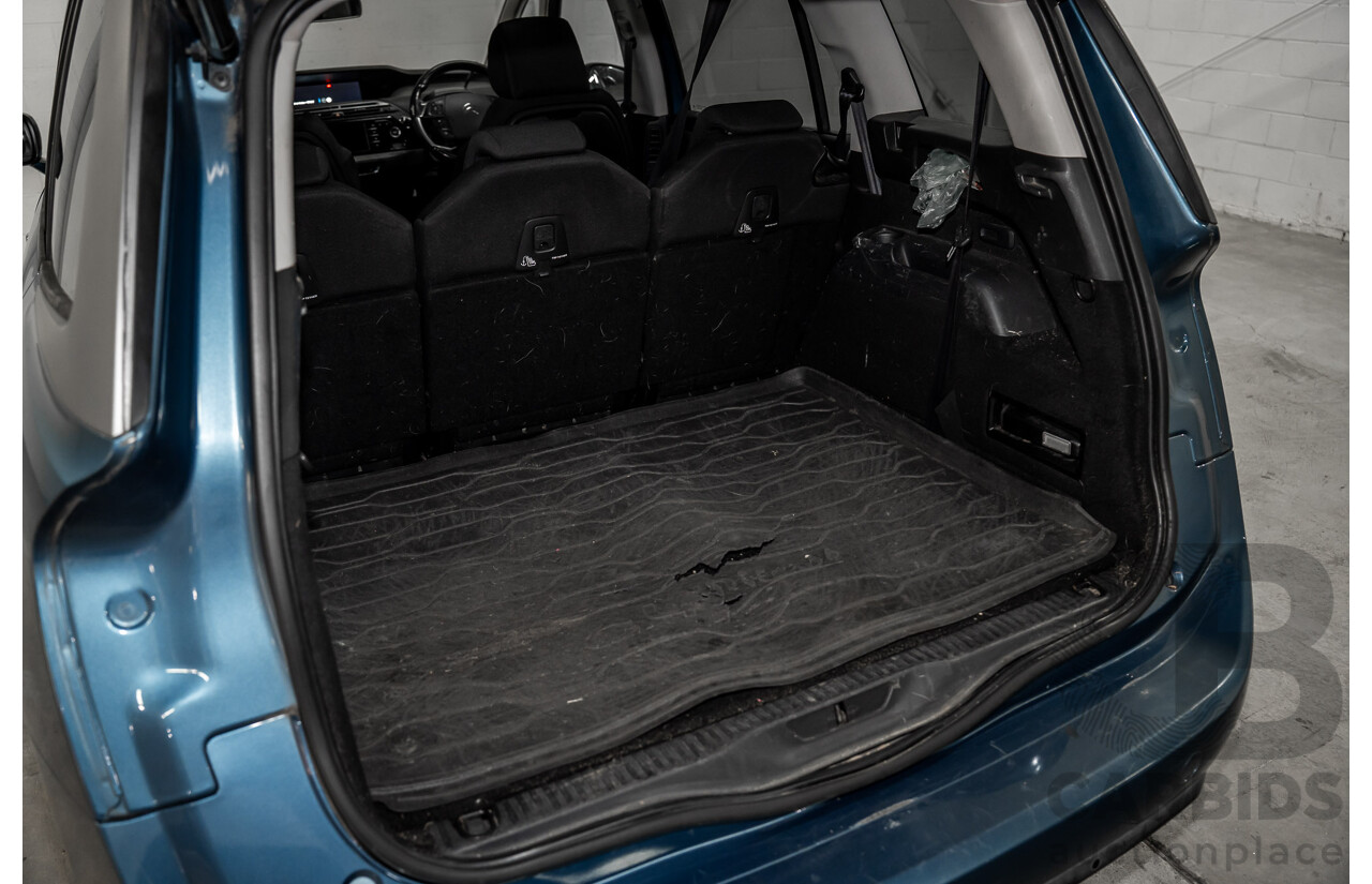 6/2015 Citroen Grand C4 Picasso Exclusive (FWD) B7 MY15 4d Wagon Bleu Kyanos Metallic Turbo Diesel 2.0L