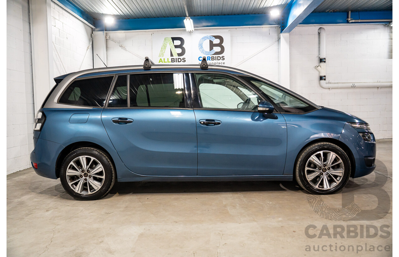 6/2015 Citroen Grand C4 Picasso Exclusive (FWD) B7 MY15 4d Wagon Bleu Kyanos Metallic Turbo Diesel 2.0L