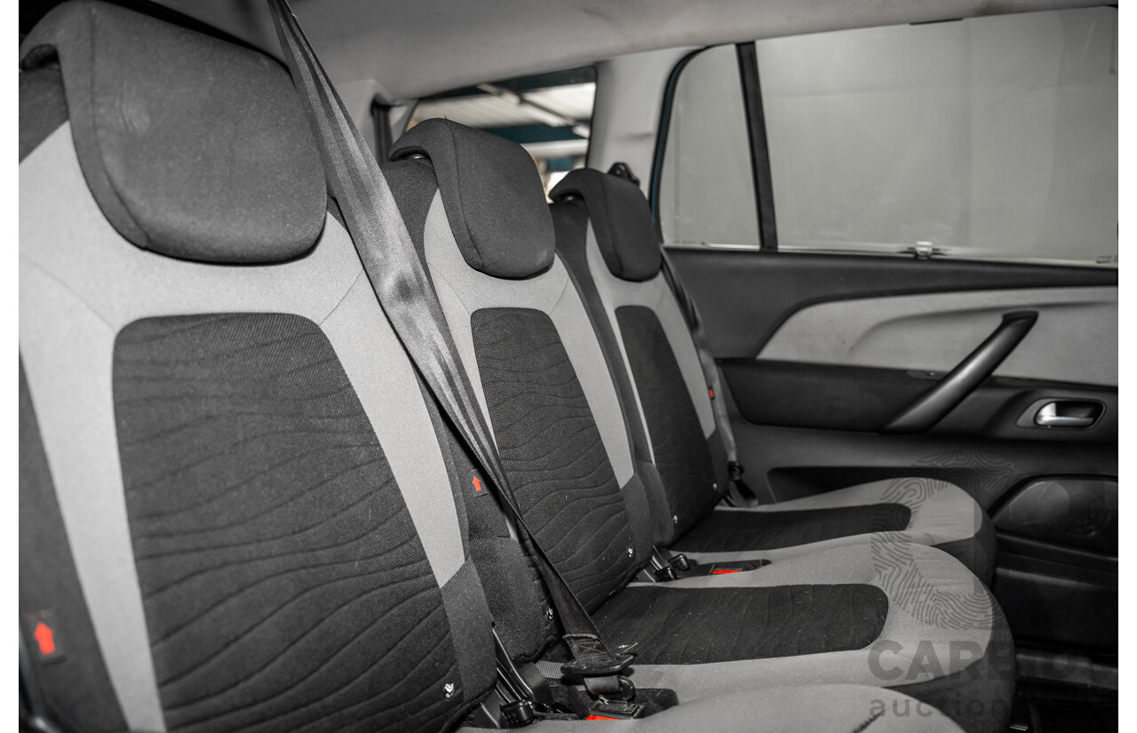 6/2015 Citroen Grand C4 Picasso Exclusive (FWD) B7 MY15 4d Wagon Bleu Kyanos Metallic Turbo Diesel 2.0L