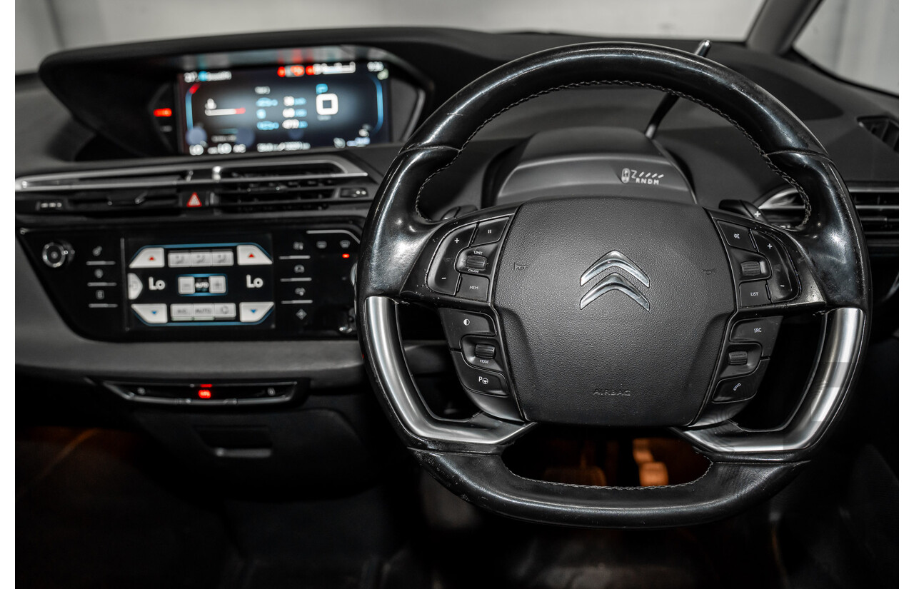 6/2015 Citroen Grand C4 Picasso Exclusive (FWD) B7 MY15 4d Wagon Bleu Kyanos Metallic Turbo Diesel 2.0L