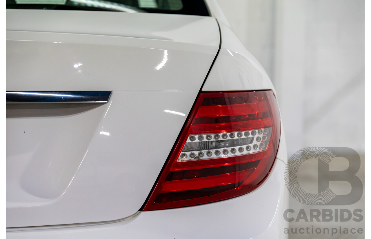 3/2014 Mercedes-Benz C200 W204 MY14 4d Sedan Polar White Turbo 1.8L