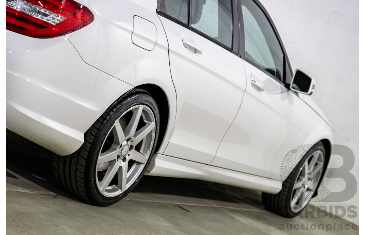3/2014 Mercedes-Benz C200 W204 MY14 4d Sedan Polar White Turbo 1.8L