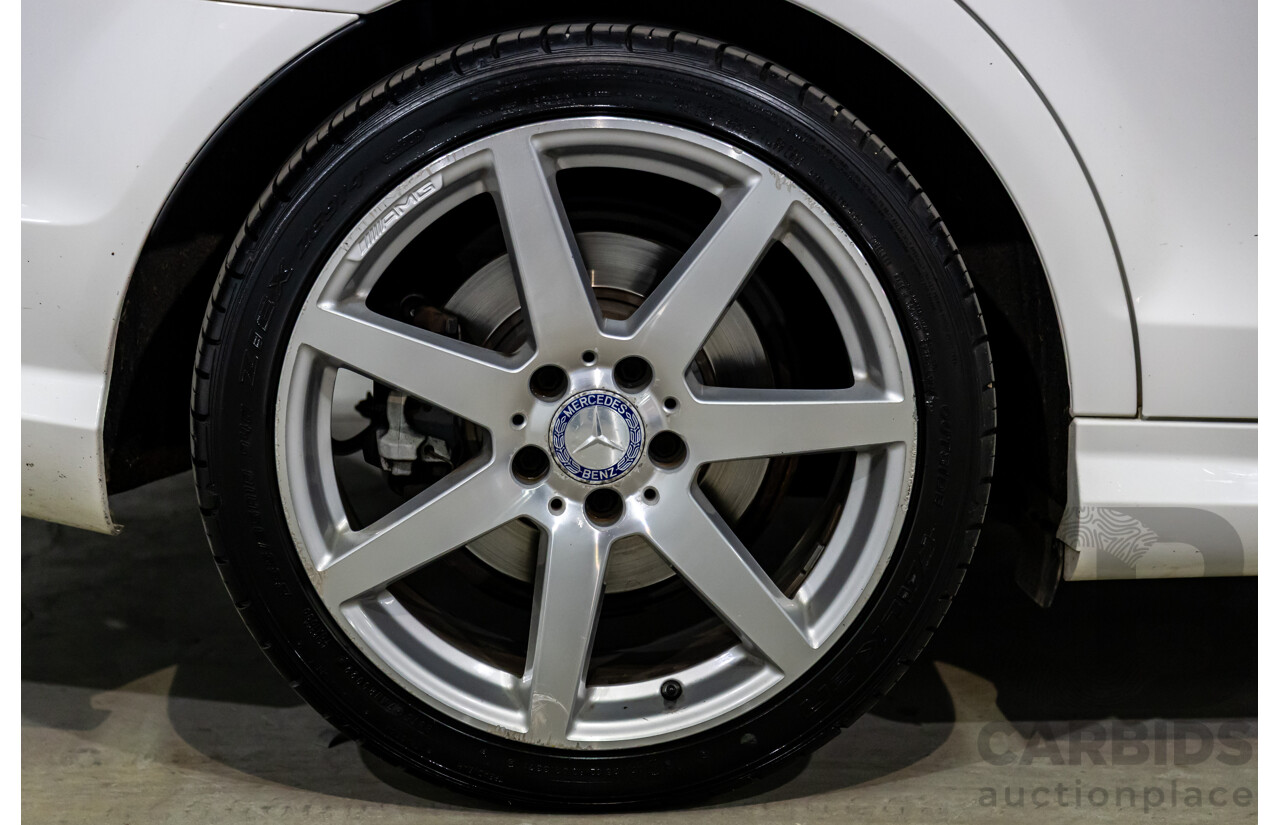 3/2014 Mercedes-Benz C200 W204 MY14 4d Sedan Polar White Turbo 1.8L