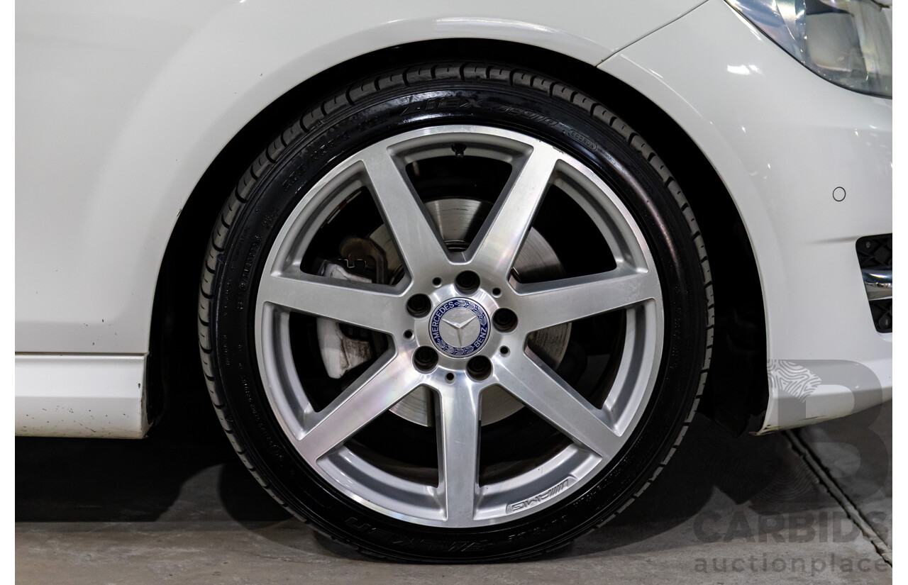 3/2014 Mercedes-Benz C200 W204 MY14 4d Sedan Polar White Turbo 1.8L