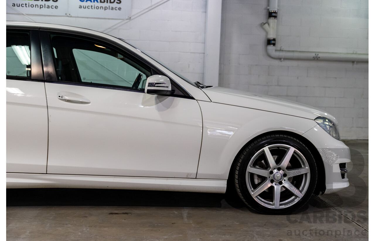 3/2014 Mercedes-Benz C200 W204 MY14 4d Sedan Polar White Turbo 1.8L