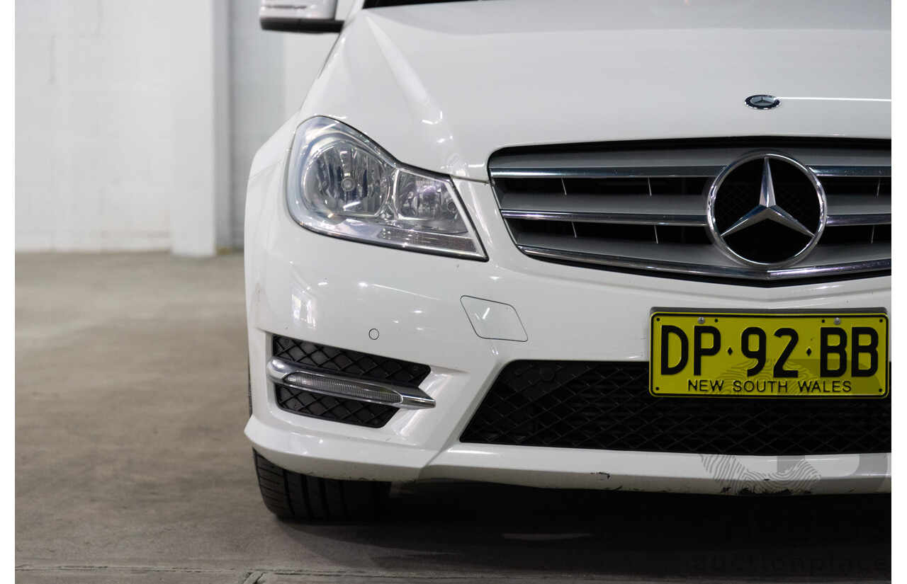 3/2014 Mercedes-Benz C200 W204 MY14 4d Sedan Polar White Turbo 1.8L