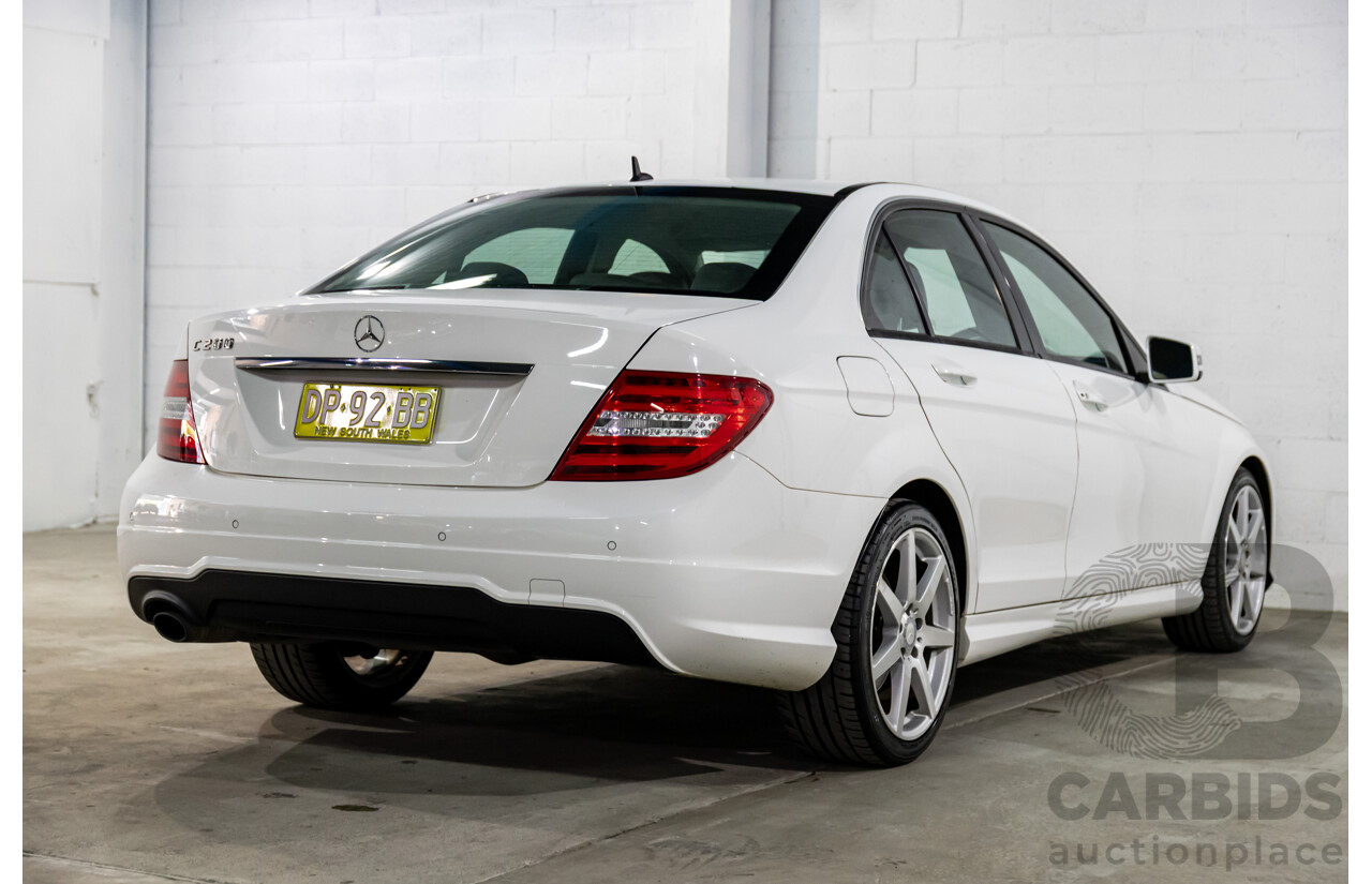 3/2014 Mercedes-Benz C200 W204 MY14 4d Sedan Polar White Turbo 1.8L