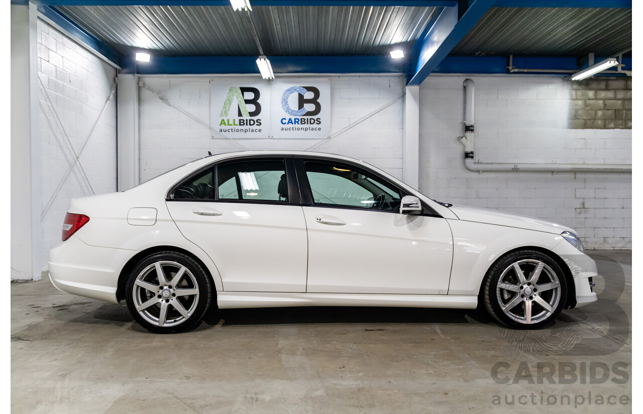 3/2014 Mercedes-Benz C200 W204 MY14 4d Sedan Polar White Turbo 1.8L
