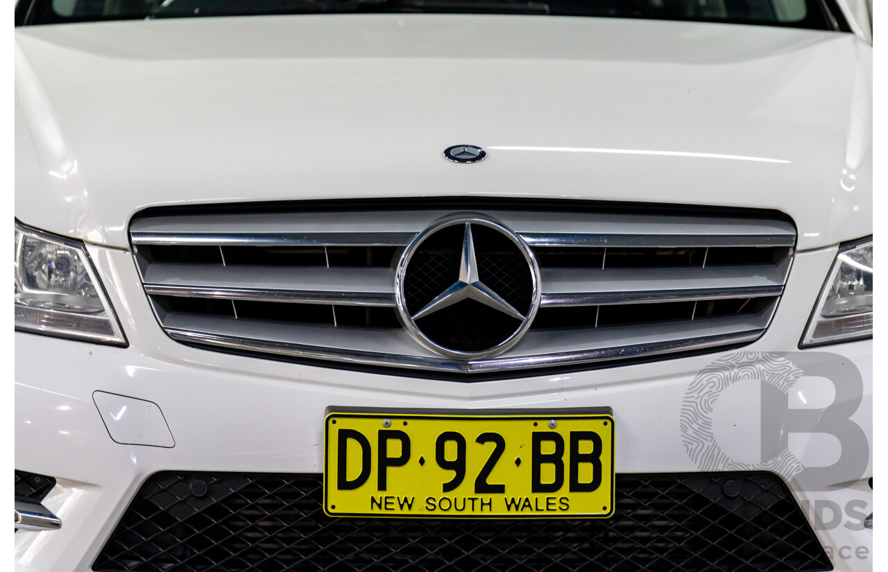 3/2014 Mercedes-Benz C200 W204 MY14 4d Sedan Polar White Turbo 1.8L