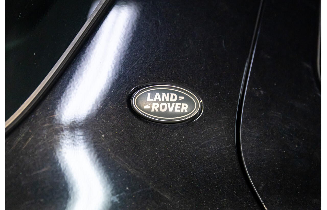 06/2016 Land Rover Discovery Sport TD4 HSE (AWD) LC MY16.5 4d Wagon Santorini Black Metallic Turbo Diesel 2.2L