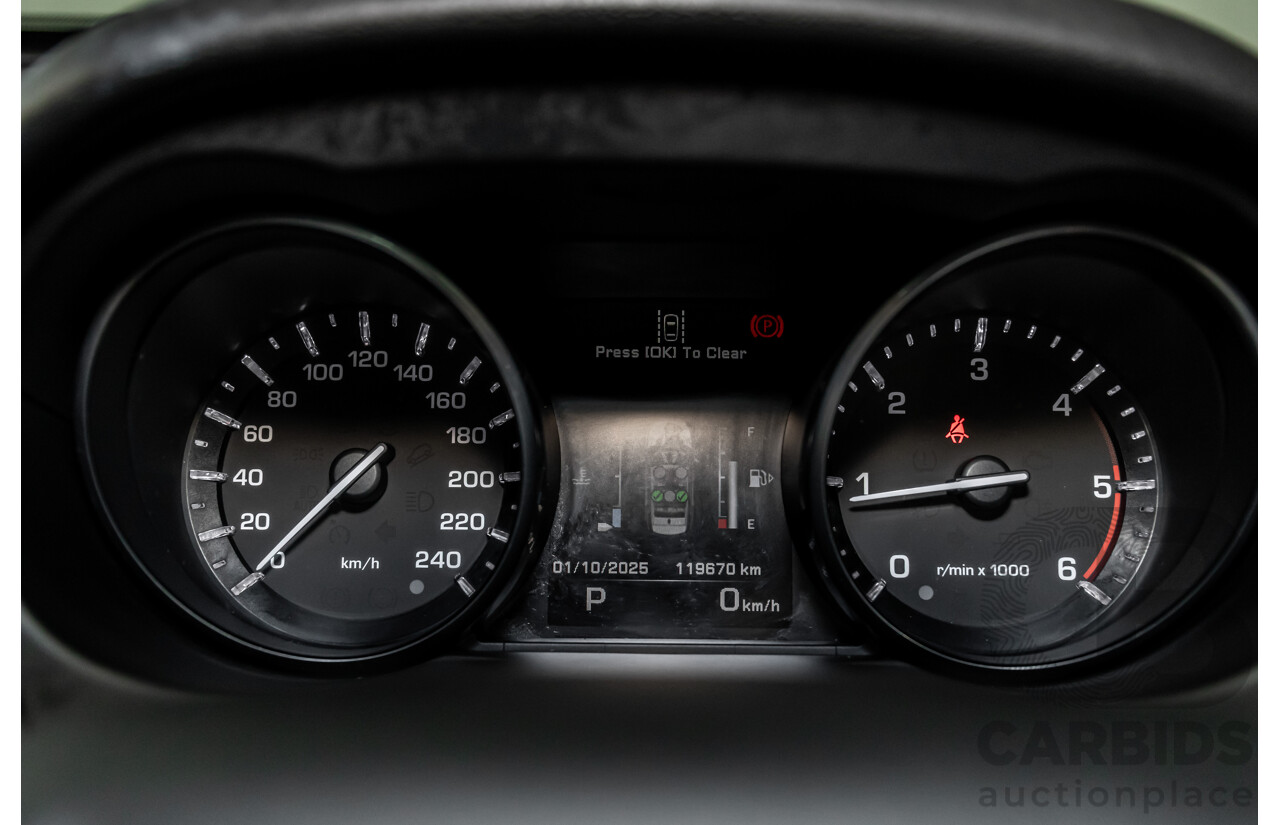 06/2016 Land Rover Discovery Sport TD4 HSE (AWD) LC MY16.5 4d Wagon Santorini Black Metallic Turbo Diesel 2.2L