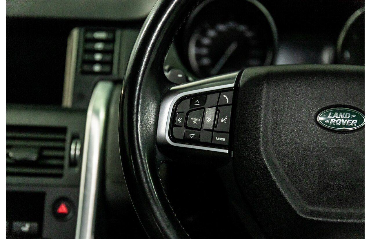 06/2016 Land Rover Discovery Sport TD4 HSE (AWD) LC MY16.5 4d Wagon Santorini Black Metallic Turbo Diesel 2.2L