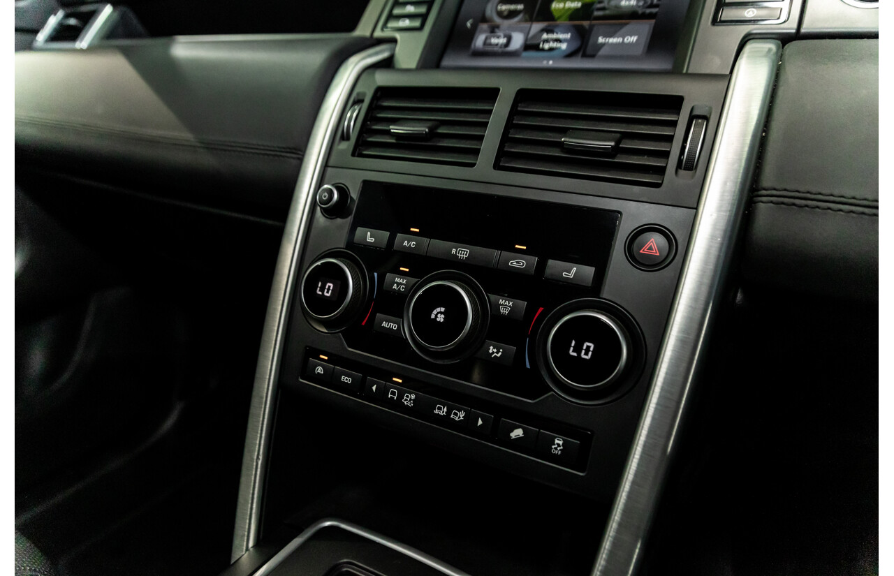 06/2016 Land Rover Discovery Sport TD4 HSE (AWD) LC MY16.5 4d Wagon Santorini Black Metallic Turbo Diesel 2.2L