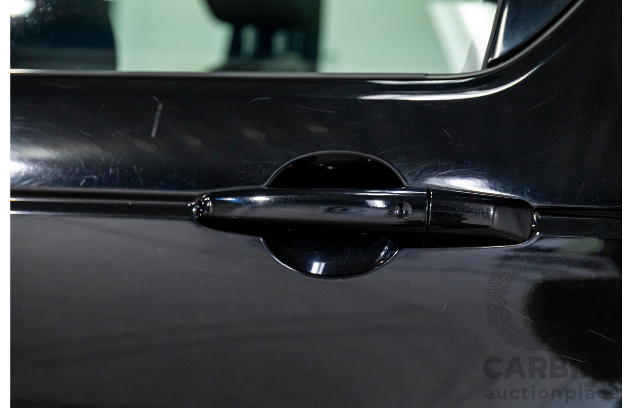 06/2016 Land Rover Discovery Sport TD4 HSE (AWD) LC MY16.5 4d Wagon Santorini Black Metallic Turbo Diesel 2.2L