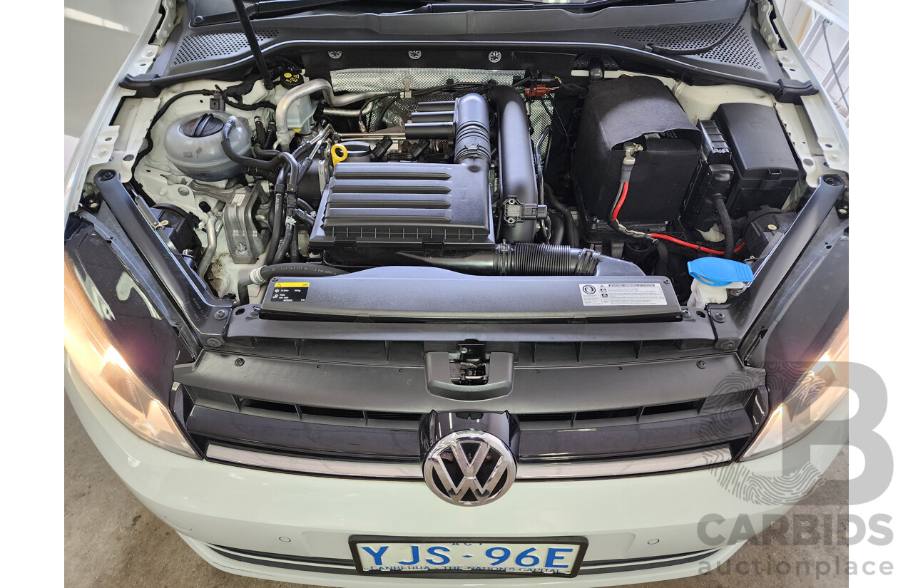 9/2013 Volkswagen Golf 90 TSI Comfortline AU 5d Hatchback White 1.4L
