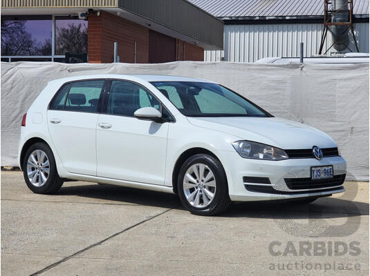 9/2013 Volkswagen Golf 90 TSI Comfortline AU 5d Hatchback White 1.4L