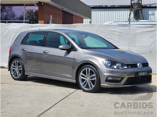 11/2016 Volkswagen Golf 110 TSI Highline AU MY17 5d Hatchback Grey 1.4L
