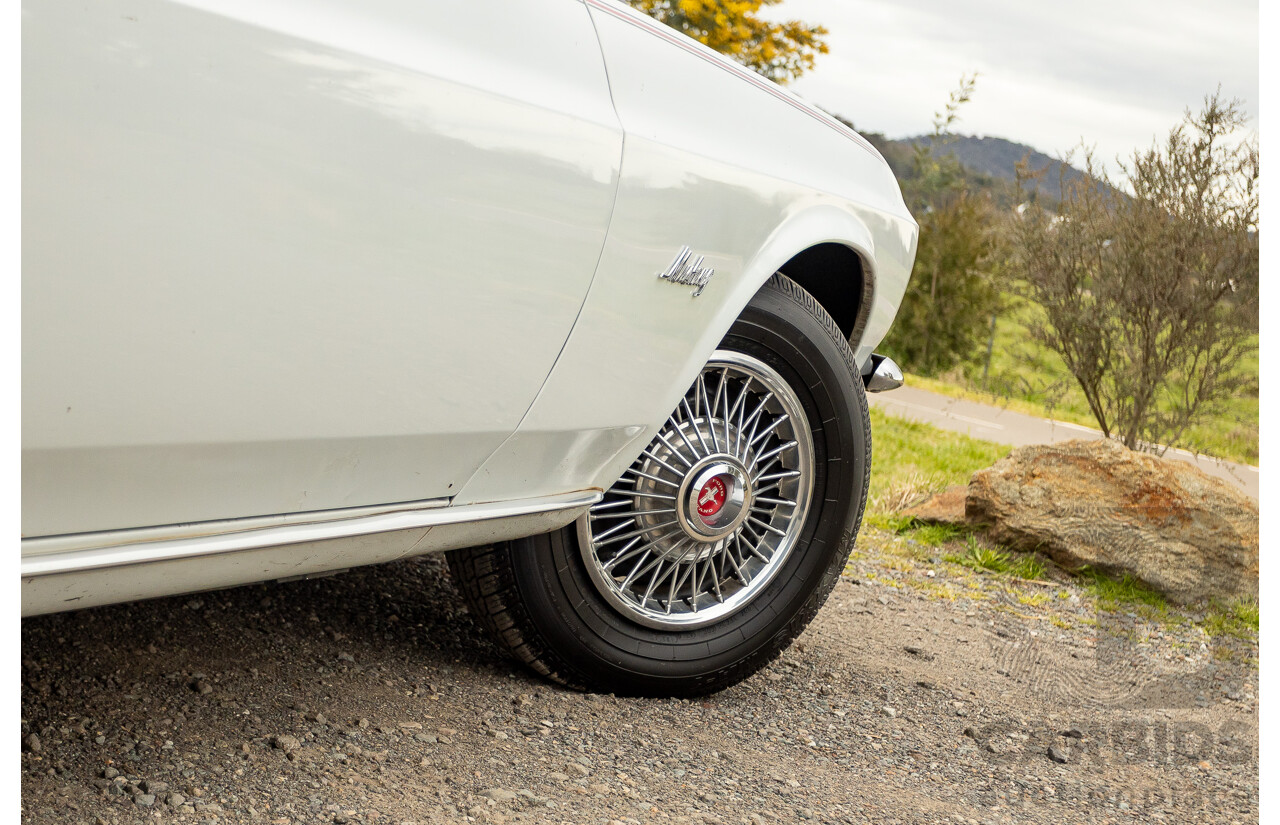 04/1969 Ford Mustang Hardtop F-Code 2d Coupe Pastel Grey 302ci 2v V8 4.9L