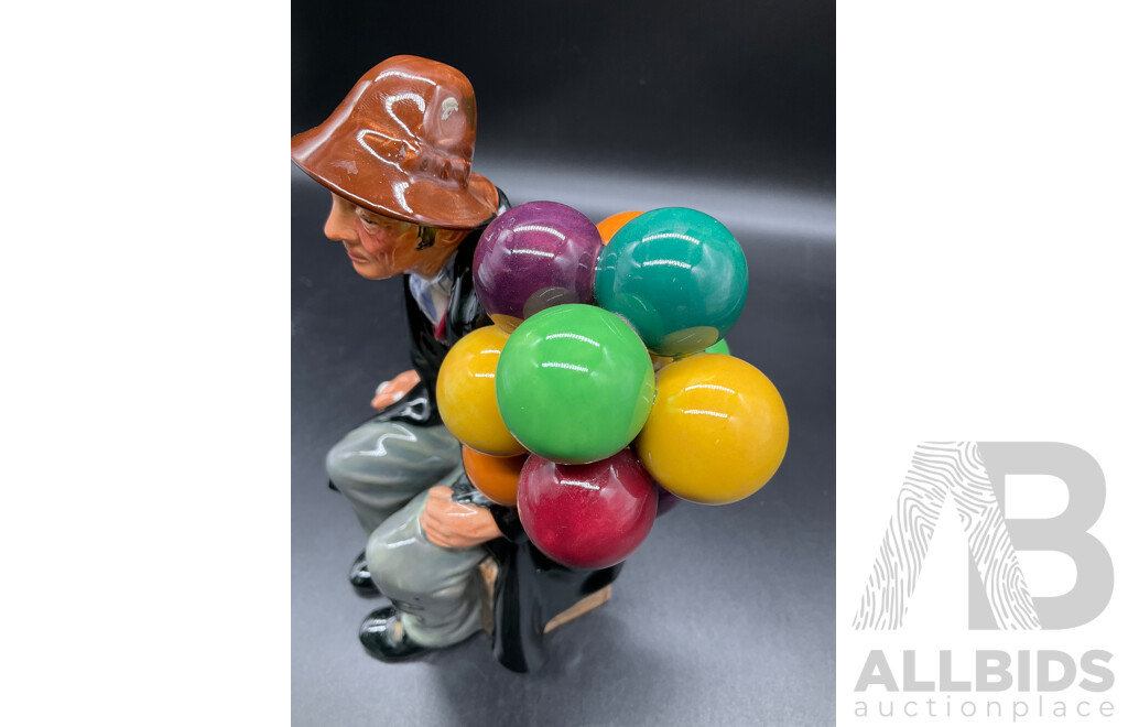 Royal Doulton Figurine - the BALLOON MAN HN1954