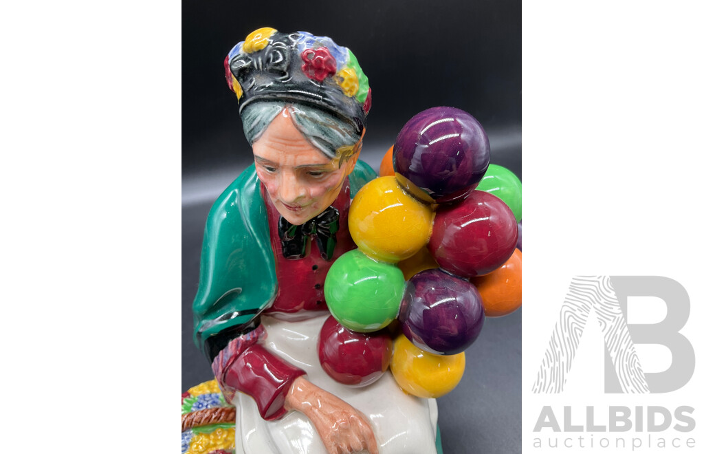 Royal Doulton Figurine - the OLD BALLOON SELLER HN1315