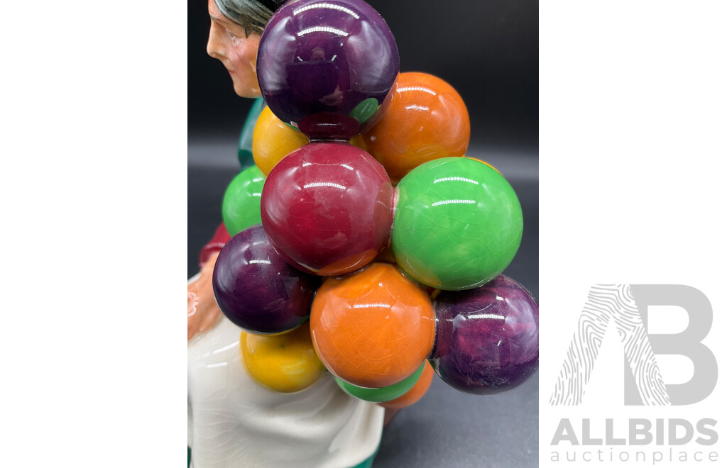 Royal Doulton Figurine - the OLD BALLOON SELLER HN1315