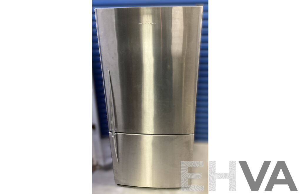 FISHER & PAYKEL Fridge / Freezer