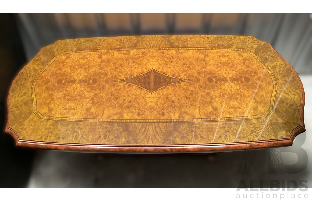 Oval Coffe Table