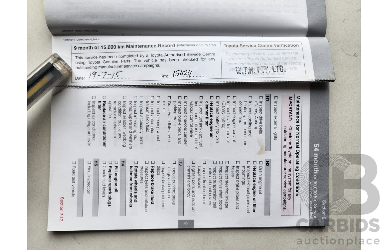 1/2015 Toyota Camry Hybrid H AVV50R 4d Sedan White 2.5L