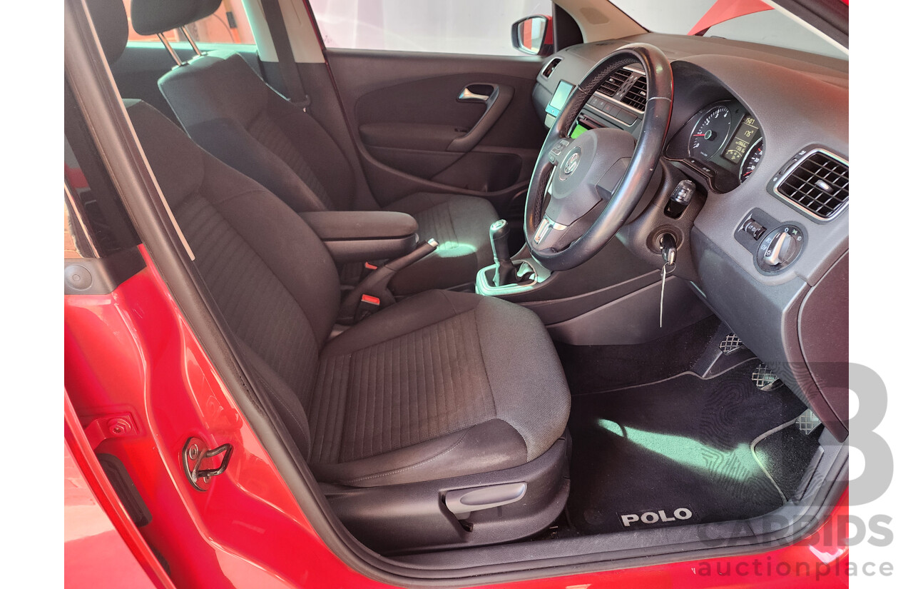 8/2012 Volkswagen Polo 77 TSI Comfortline 6R MY12 5d Hatchback Red 1.2L