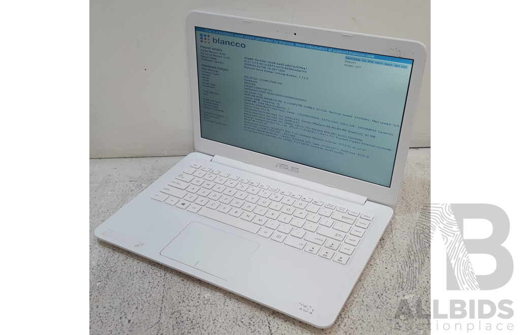ASUS (F402B) AMD A9 (9400) Radeon R5, 5 Compute Cores 2C+3G 2.40GHz CPU 14-Inch Laptop