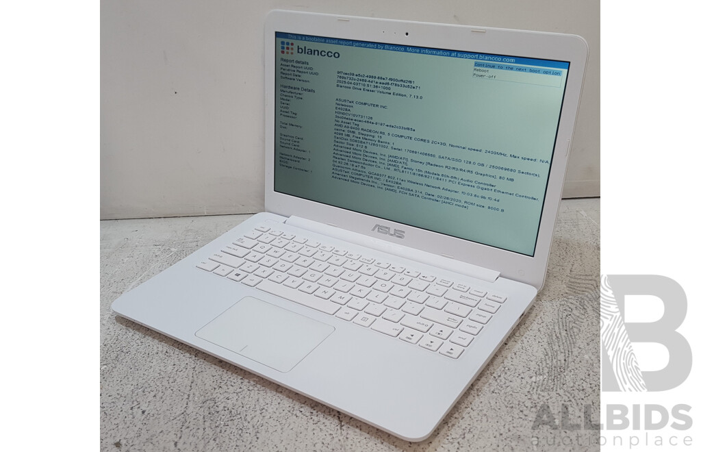 ASUS (F402B) AMD A9 (9400) Radeon R5, 5 Compute Cores 2C+3G 2.40GHz CPU 14-Inch Laptop