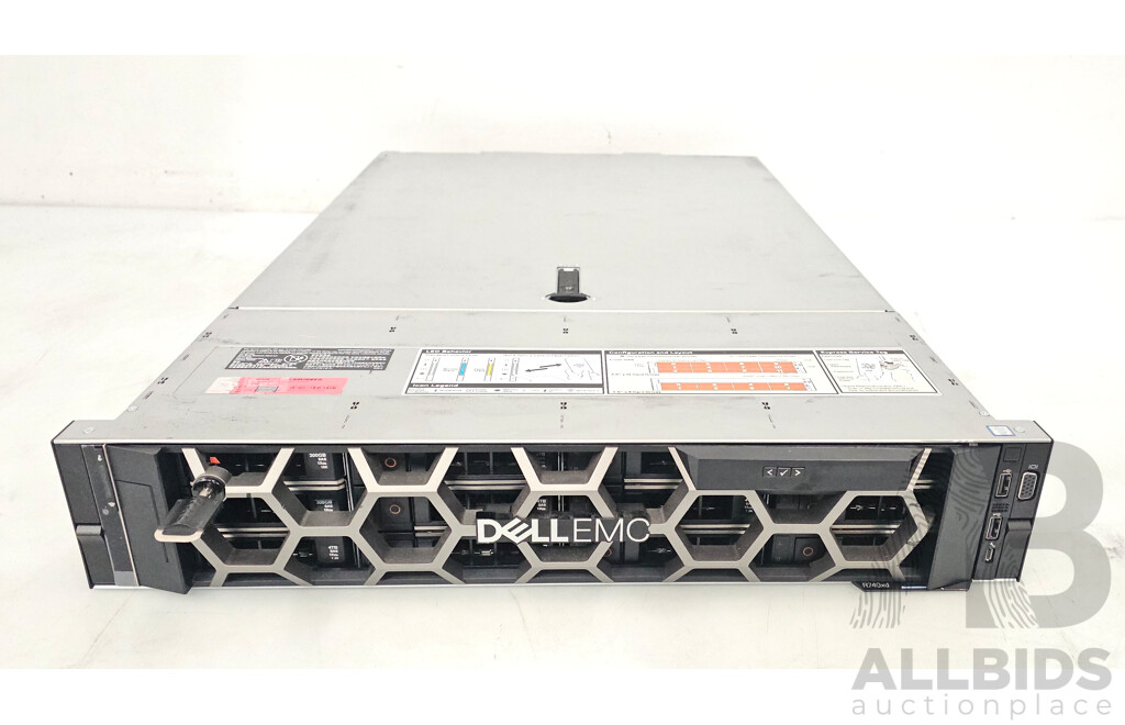 Dell EMC PowerEdge R740xd Intel Xeon SILVER (4210R) 2.40GHz-3.20GHz 10-Core CPU 2RU Server W/ 32GB DDR4 & 40.9TB Storage