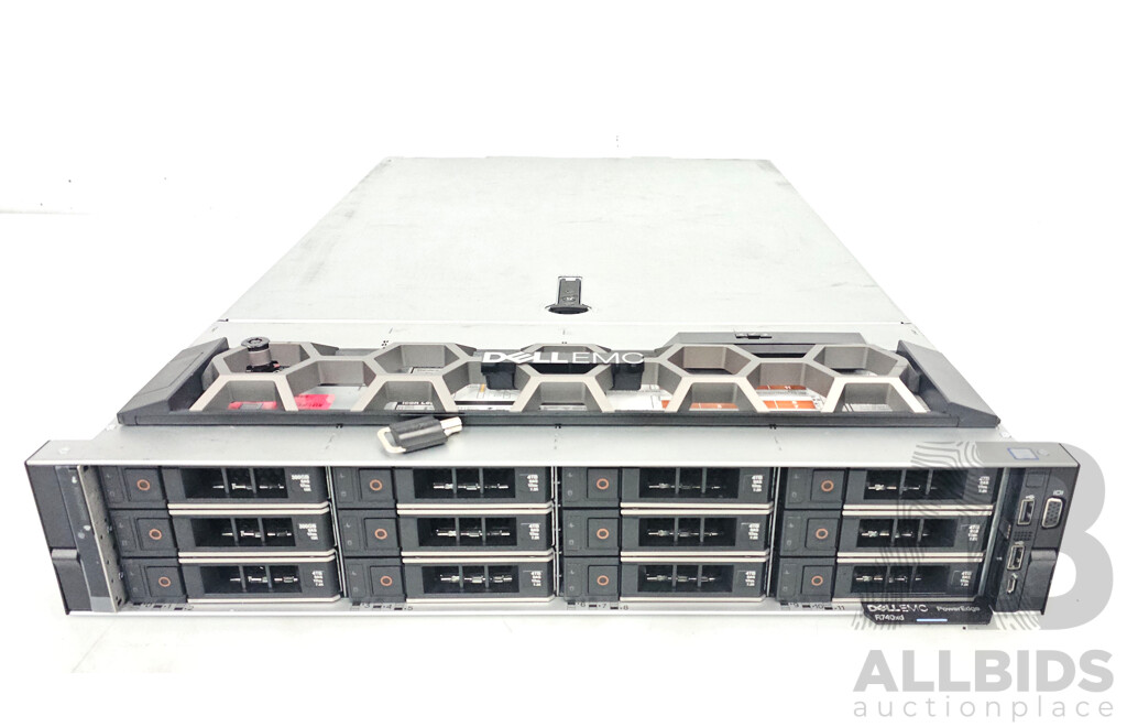 Dell EMC PowerEdge R740xd Intel Xeon SILVER (4210R) 2.40GHz-3.20GHz 10-Core CPU 2RU Server W/ 32GB DDR4 & 40.9TB Storage