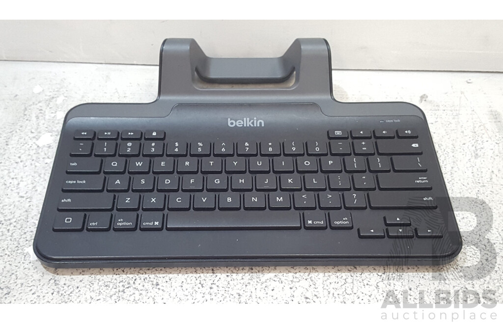 Bulk Lot of Belkin (B2B130) Wired Keyboards with Stands for iPad