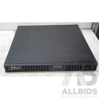 Cisco (ISR4331/K9) 4300 Series Integrated Services Router
