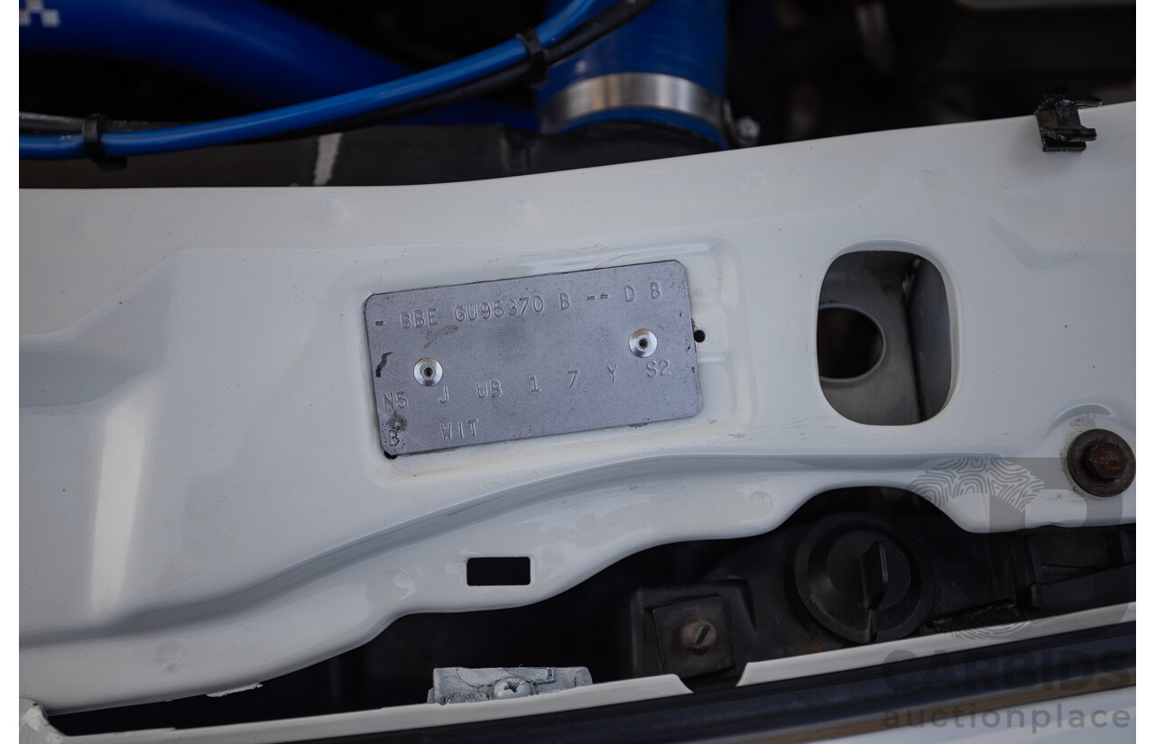 01/1986 Ford Sierra RS Cosworth 2d Coupe Diamond White Turbo 2.0L