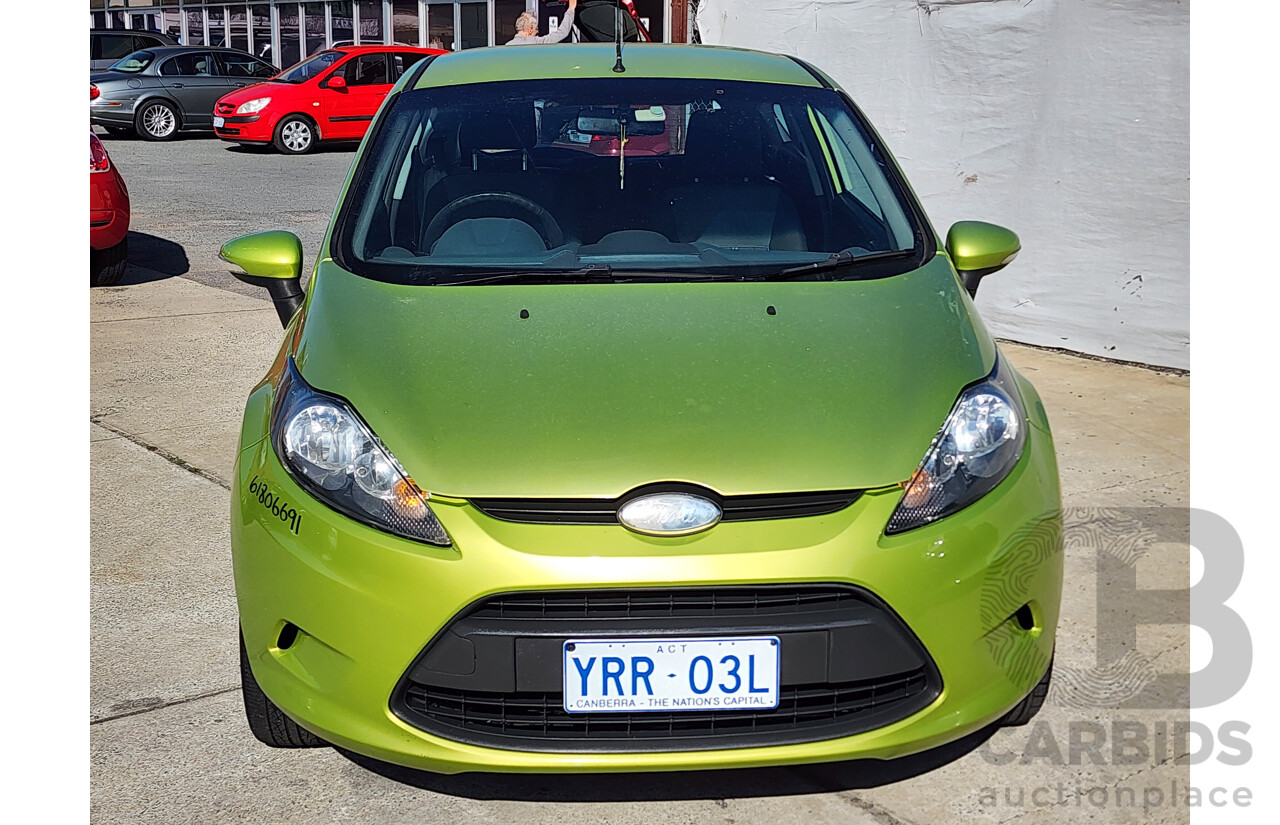 2/2009 Ford Fiesta CL WS 3d Hatchback Green 1.4L