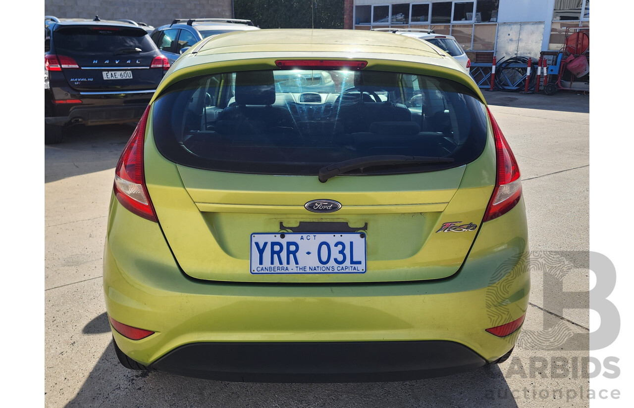 2/2009 Ford Fiesta CL WS 3d Hatchback Green 1.4L