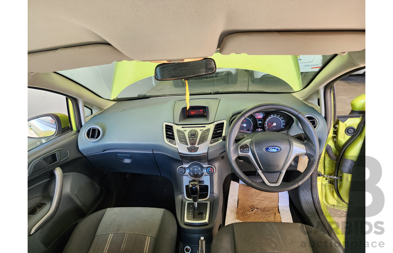 2/2009 Ford Fiesta CL WS 3d Hatchback Green 1.4L