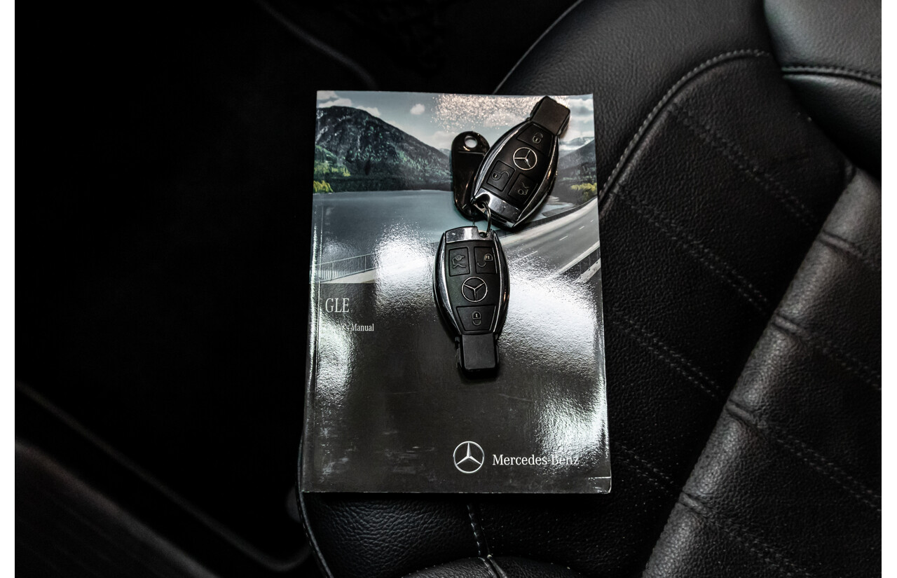 02/2016 Mercedes-Benz GLE 250d 4MATIC (AWD) 166 MY16 4d Wagon Tenorite Grey Metallic Turbo Diesel 2.1L
