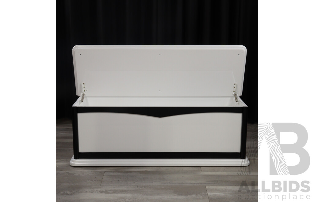 Modern White Lift Top Blanket Box by Accolade Furniture