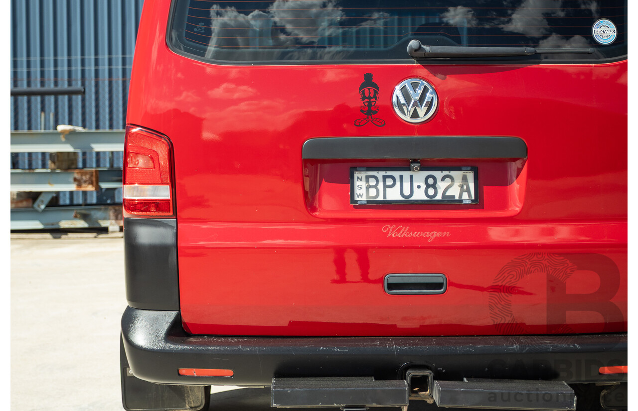 08/2010 Volkswagen Caravelle TRENDLINE 7H MY10 4D Wagon Salsa Red Turbo Diesel 2.0L - Camper Van