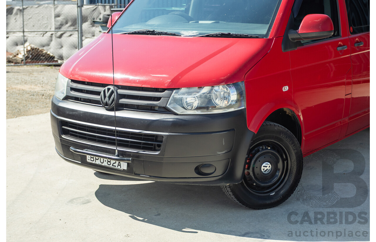 08/2010 Volkswagen Caravelle TRENDLINE 7H MY10 4D Wagon Salsa Red Turbo Diesel 2.0L - Camper Van