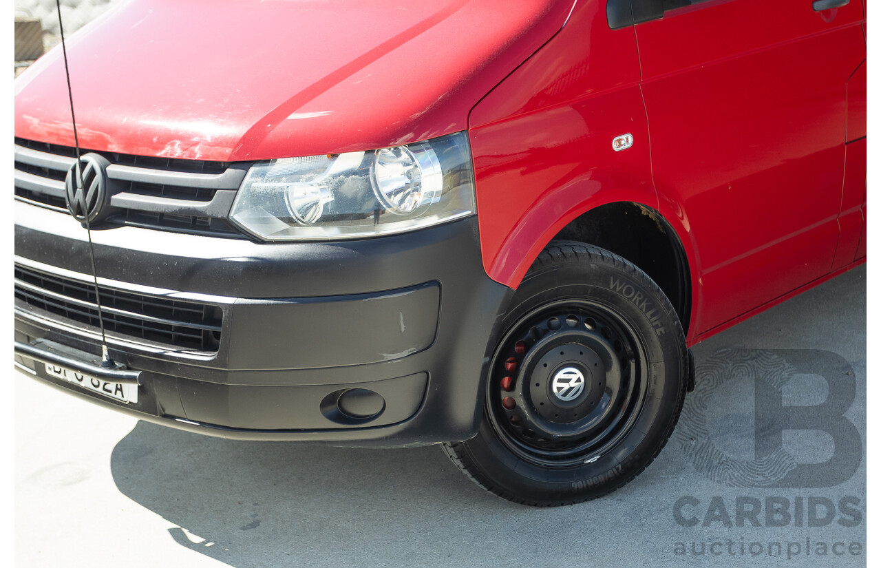 08/2010 Volkswagen Caravelle TRENDLINE 7H MY10 4D Wagon Salsa Red Turbo Diesel 2.0L - Camper Van