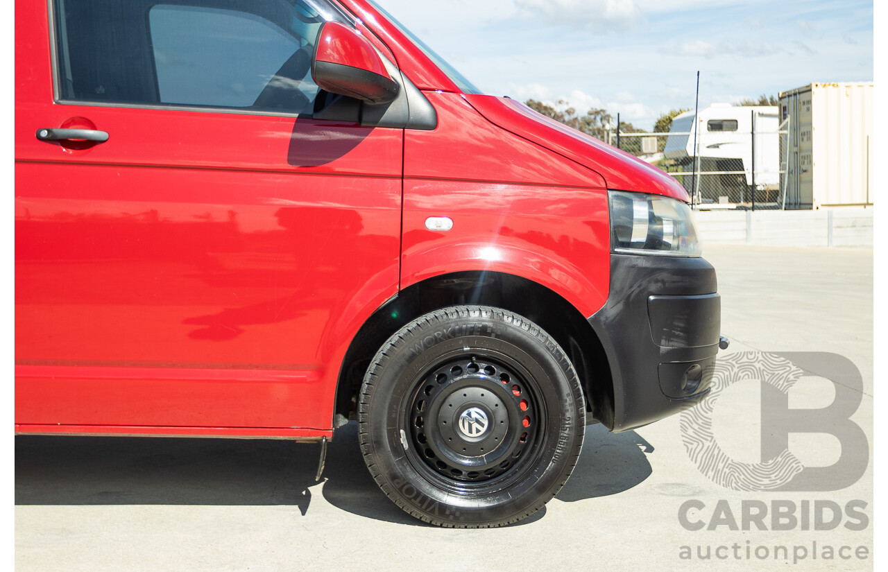 08/2010 Volkswagen Caravelle TRENDLINE 7H MY10 4D Wagon Salsa Red Turbo Diesel 2.0L - Camper Van