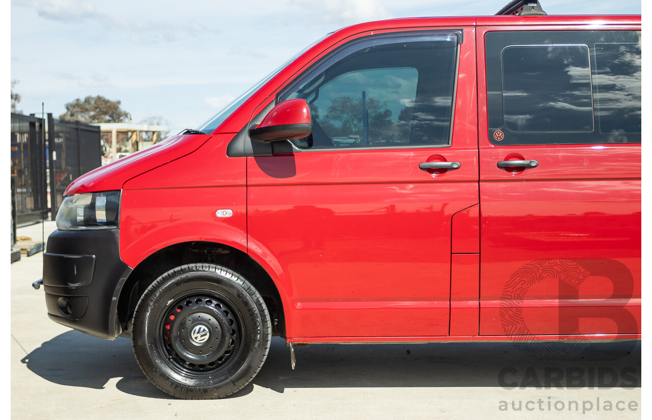 08/2010 Volkswagen Caravelle TRENDLINE 7H MY10 4D Wagon Salsa Red Turbo Diesel 2.0L - Camper Van
