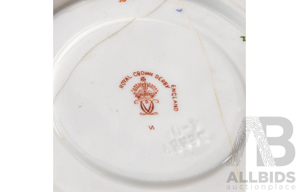 Vintage Coalport Porcelain Eight Duo Set Along with Royal Crown Derby Porcelain Seven Various Duos in Imari Pattern