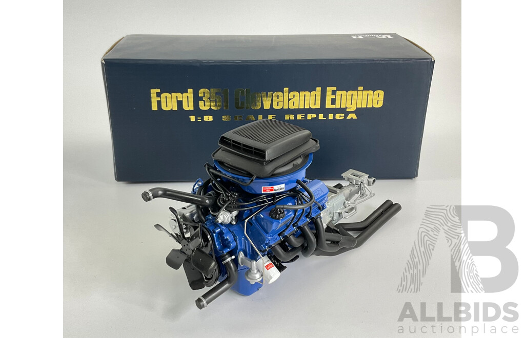 Icon Models Diecast and Plastic Ford 351 Cleveland Engine with Shaker and Top Loader - 1:8 Scale