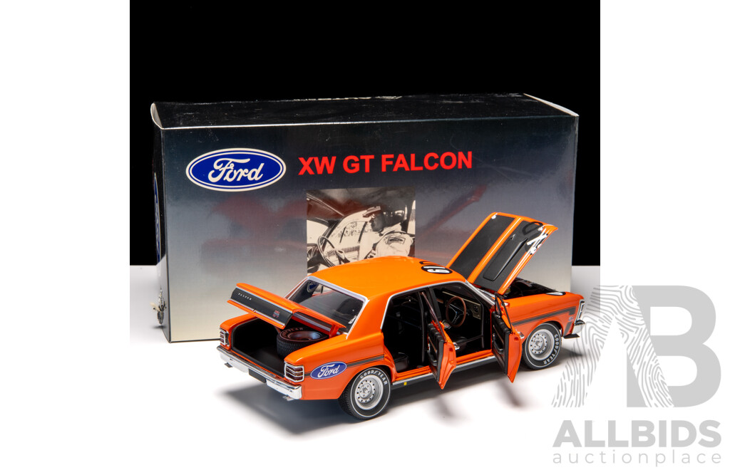 AUTOart 1969 Ford XW GT Falcon #61D Hardie Ferodo 500 Allan Moffat & Alan Hamilton 3000/5000 1:18 Scale Model Car - Signed COA Included